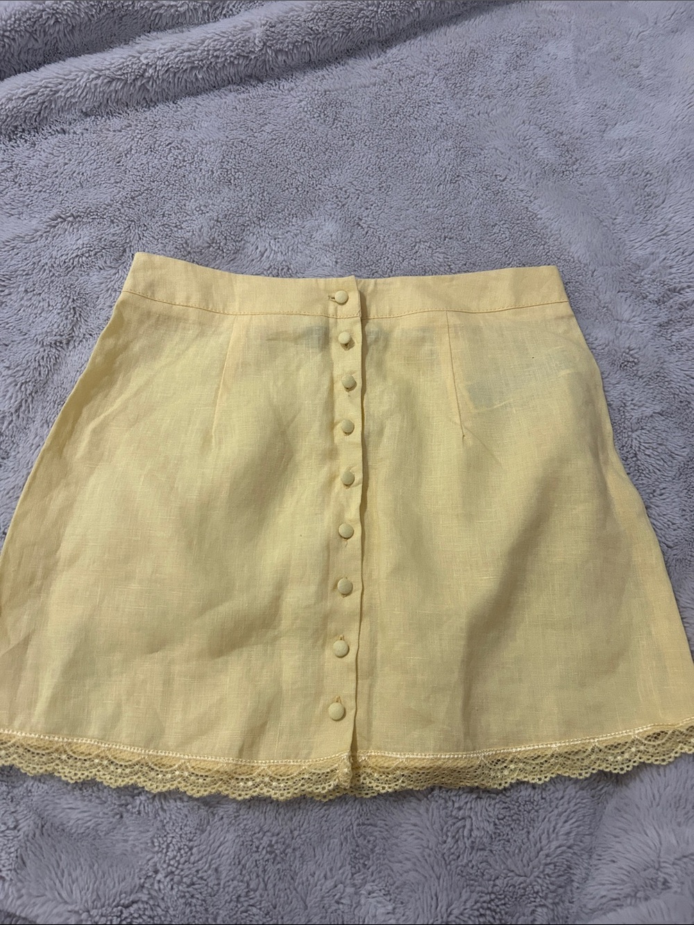 Yellow Button-Front Lace Hem Mini Skirt